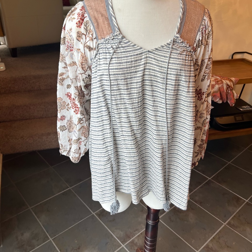 Cotton blend boho pullover mixed print top by Mystree.